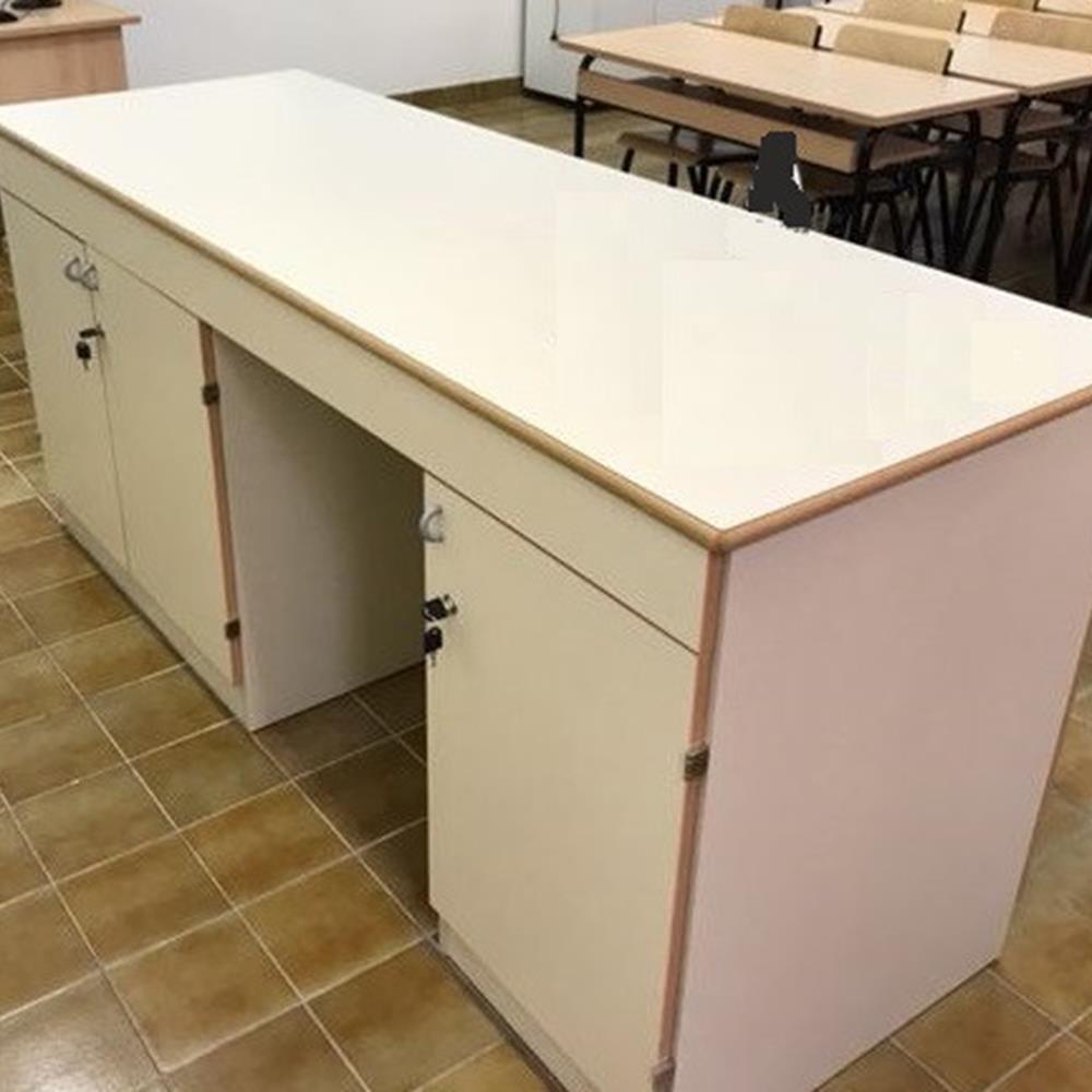 Eksperimentalni stol