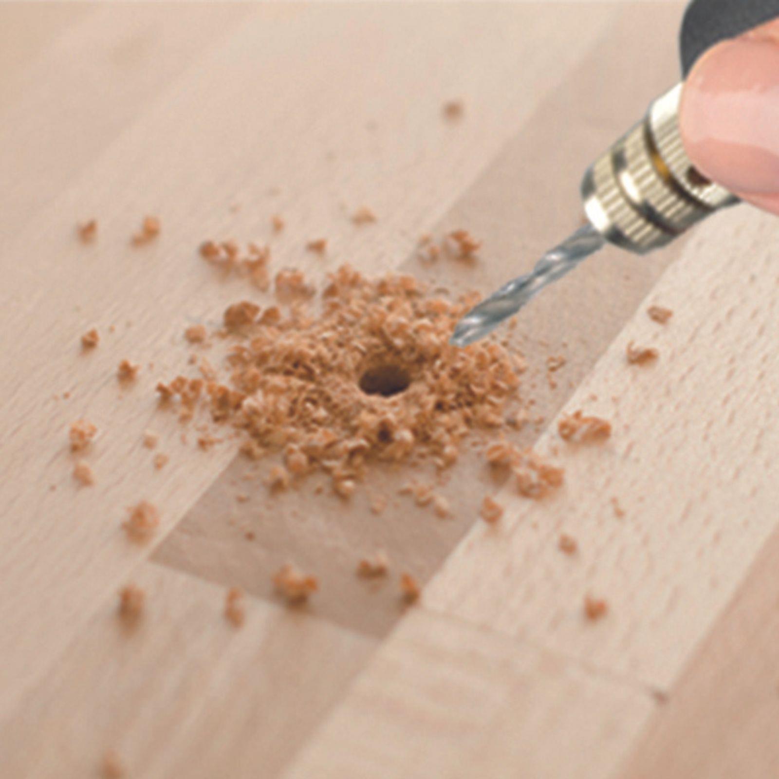 Elektricna bušilica u koferu