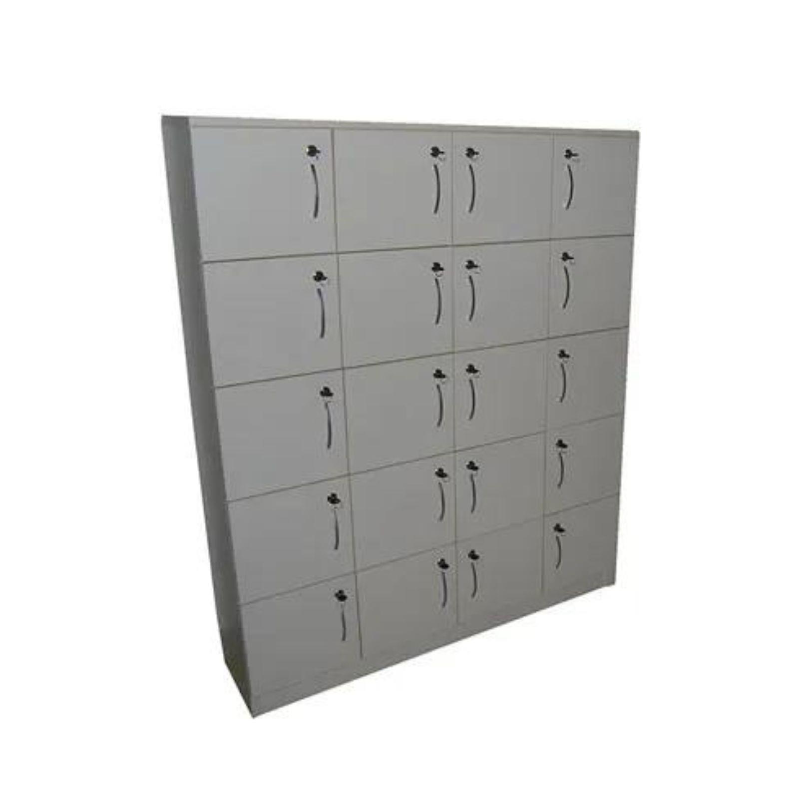 Garderobni ormar s 20 pretinaca