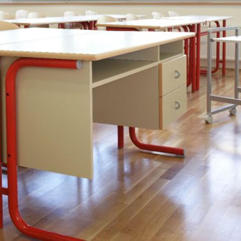 Katedra s dvije ladice i police Mega