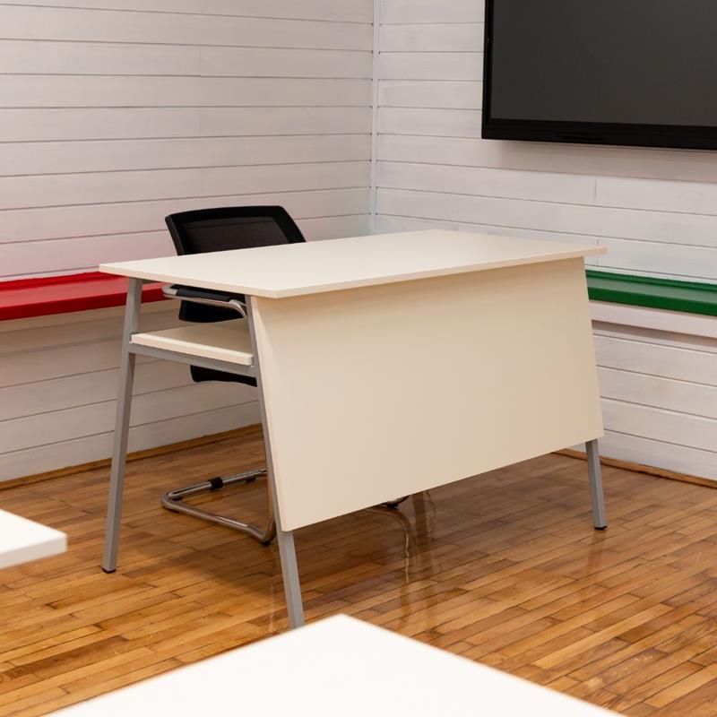 Katedra za škole Novi Klasik