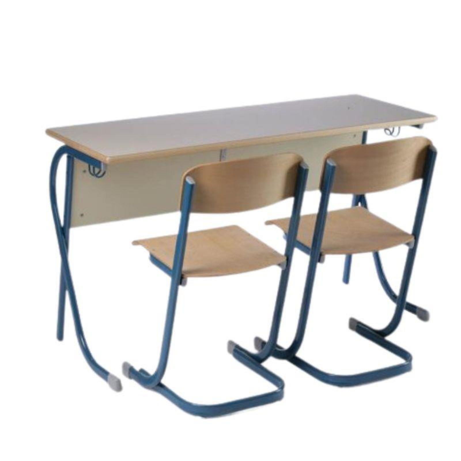 Klupa Juventa sa plavim metalom