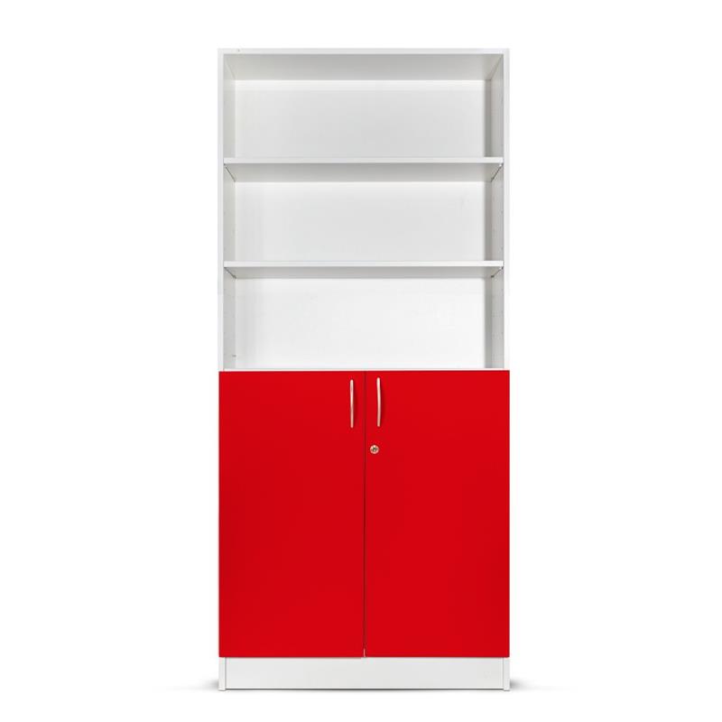 Kvalitetno izraden ormar s policama i 2 vratna krila