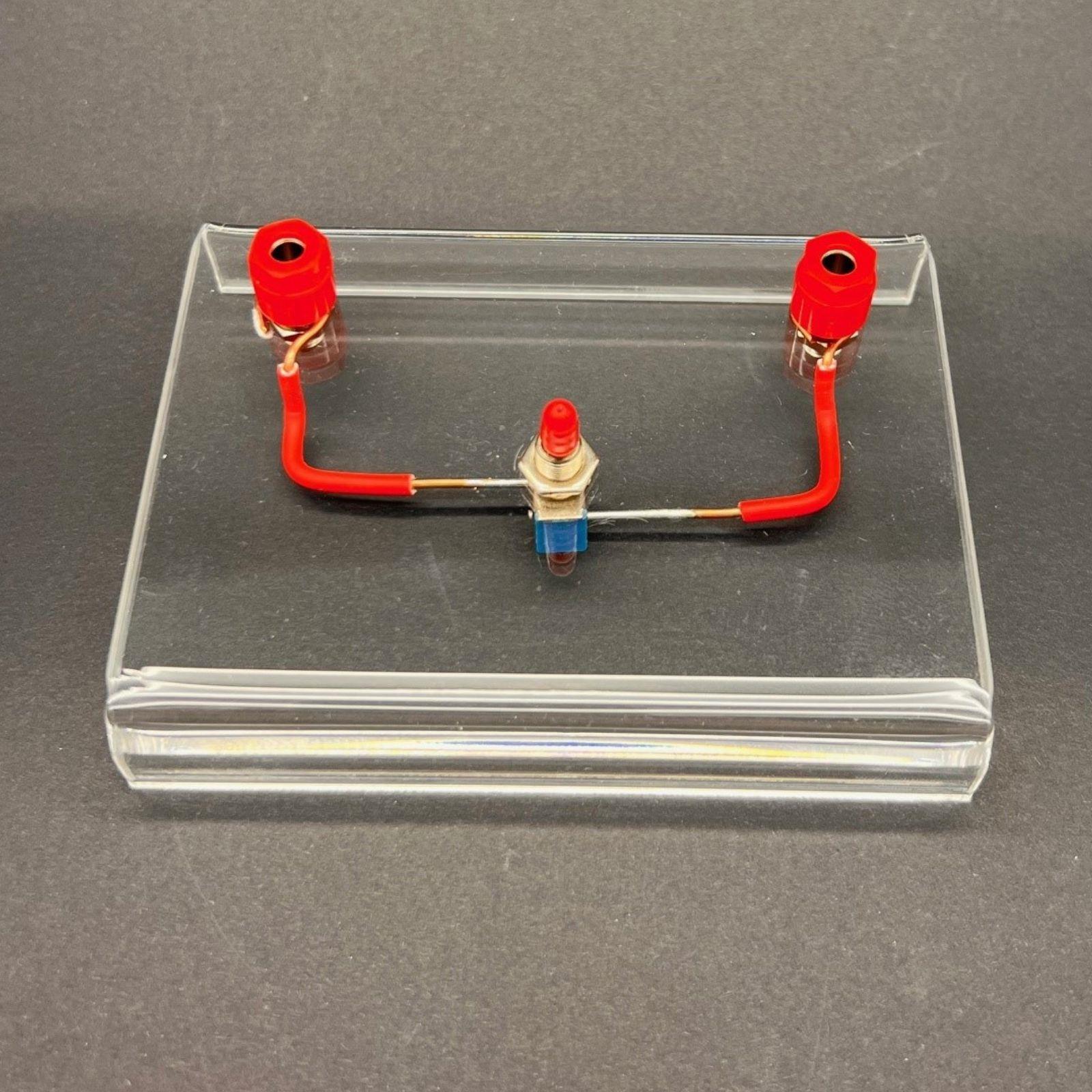 Prekidac na postolju