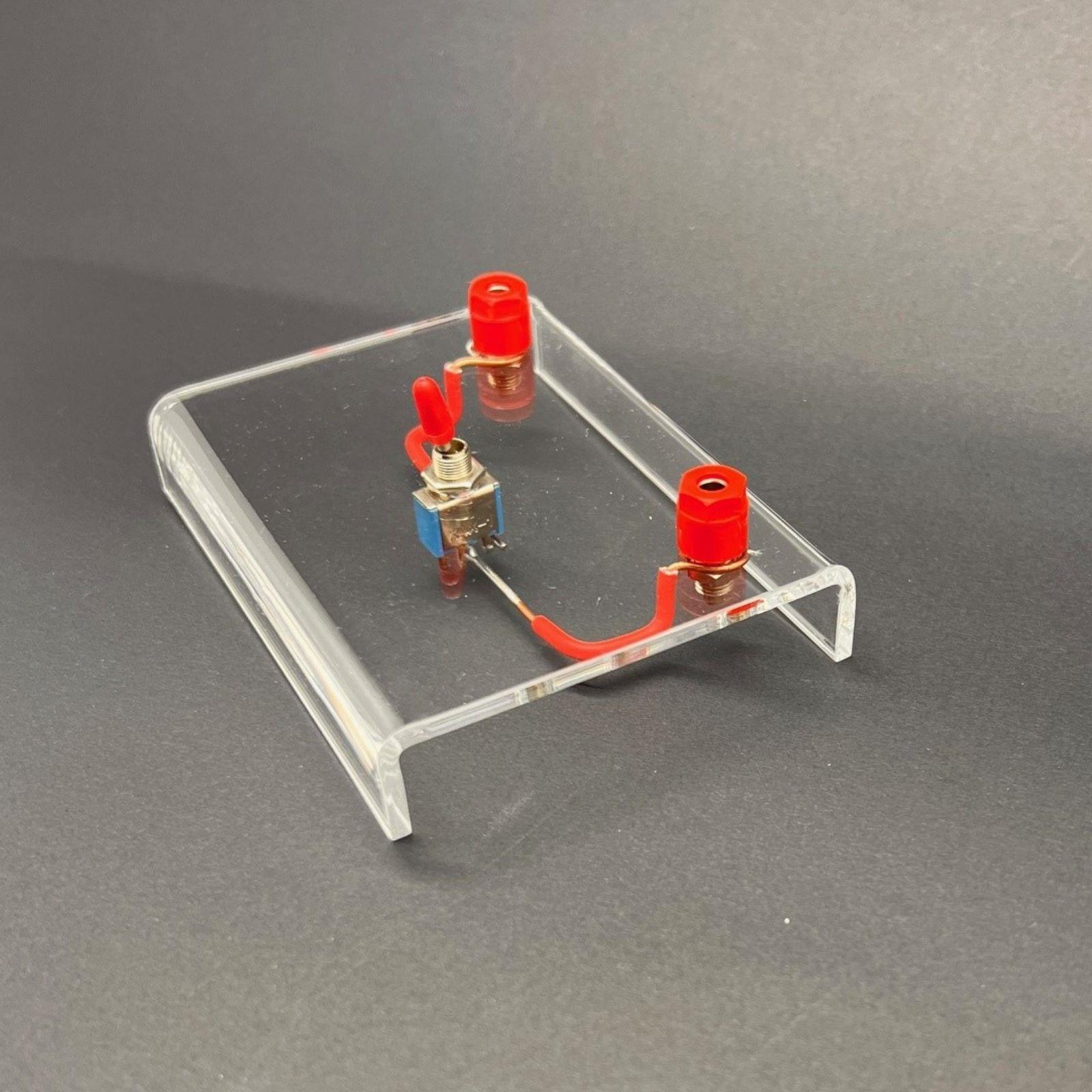 Prekidac na postolju