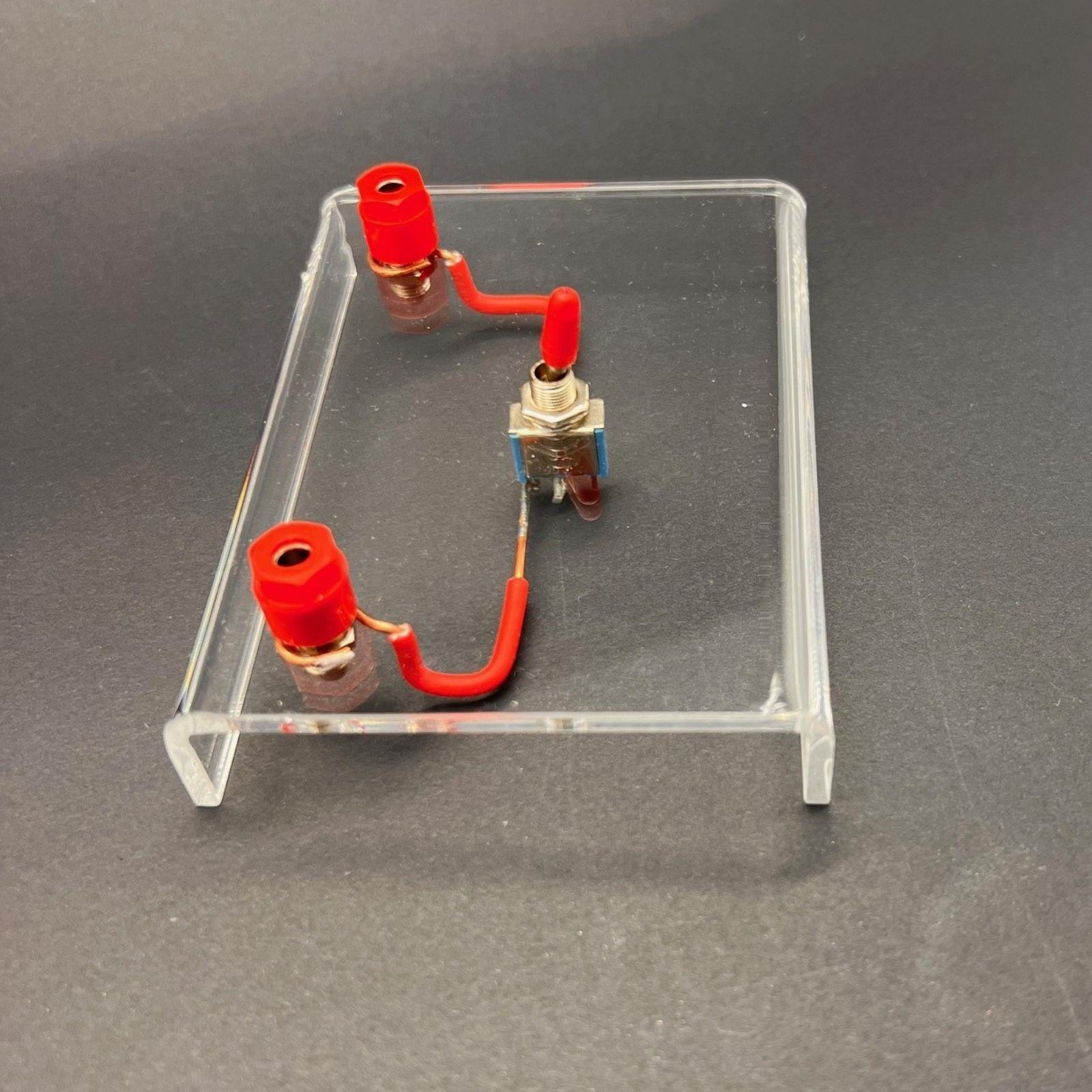 Prekidac na postolju