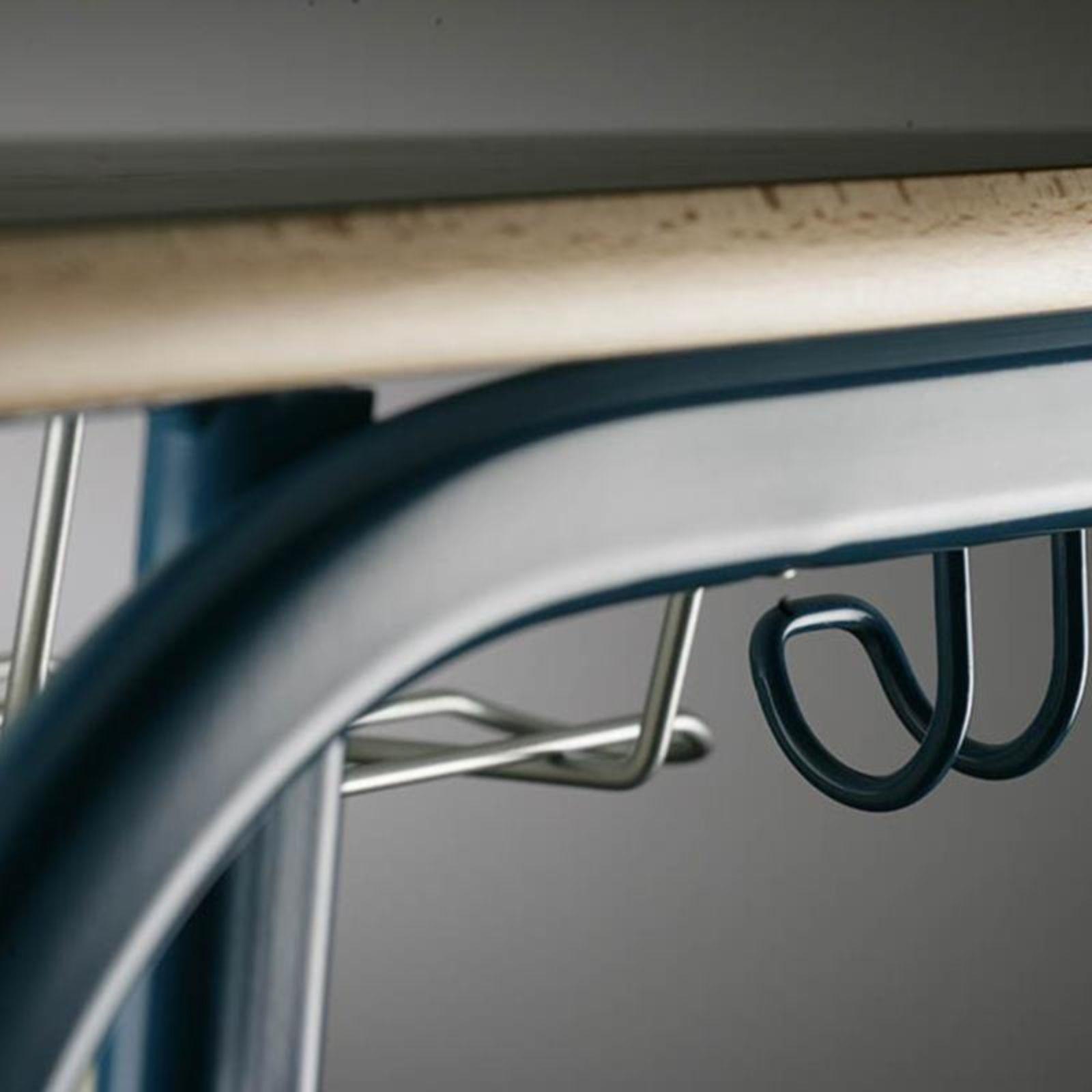 Siva boja metala na Juventa dvosjedu