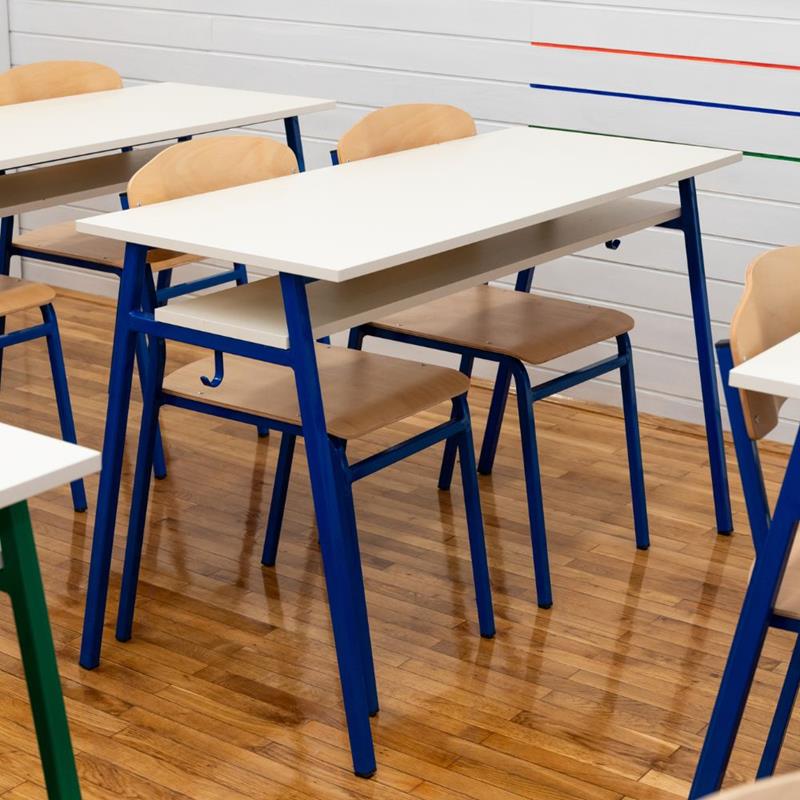 Ucenicka klupa dvosjed Novi Klasik