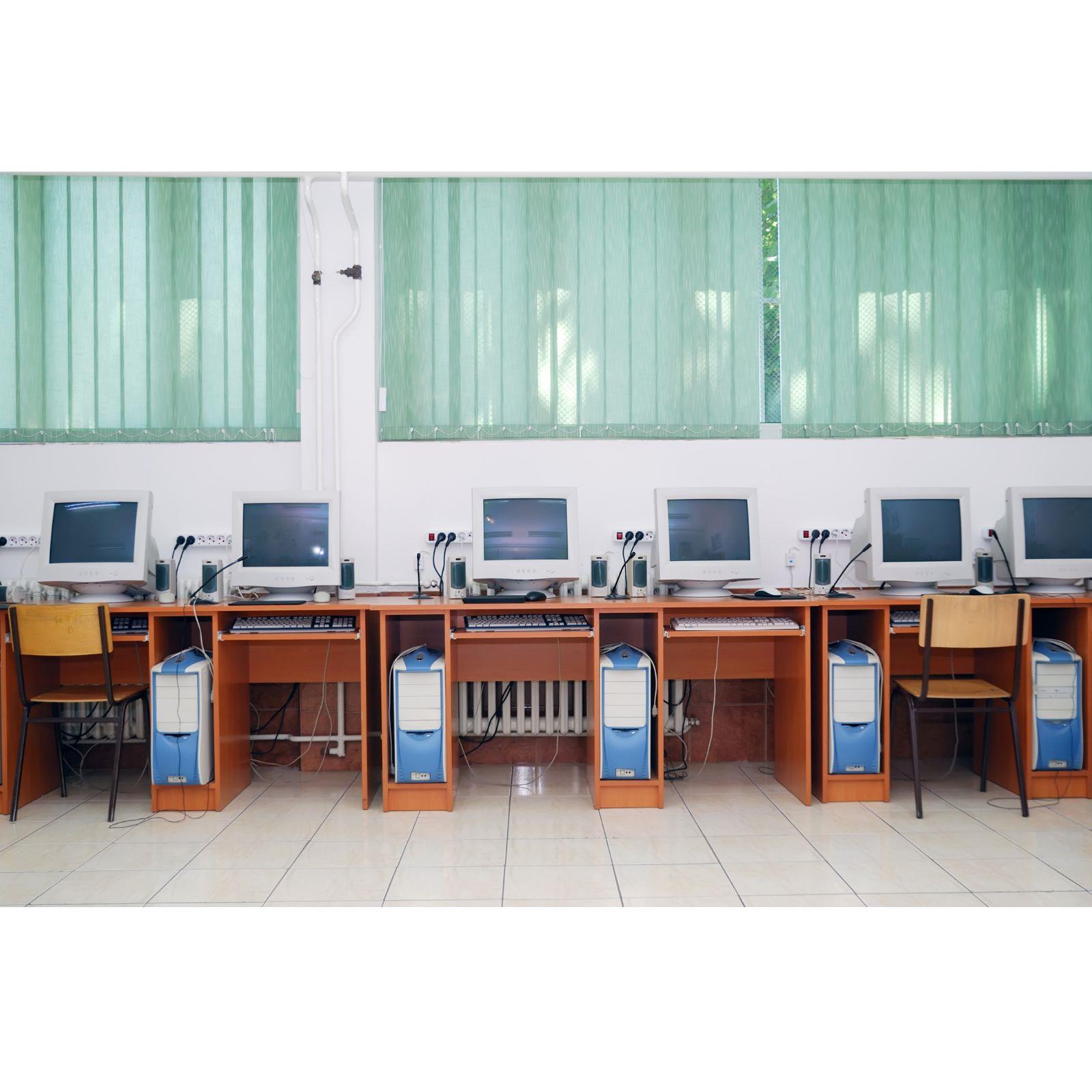 Školski stolovi za racunala